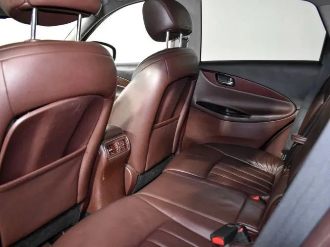 Infiniti