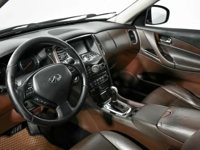 Infiniti